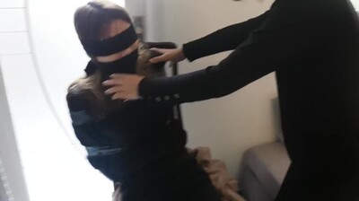 极品少妇蒙眼捆绑调教，强制玩弄高潮喷水失禁