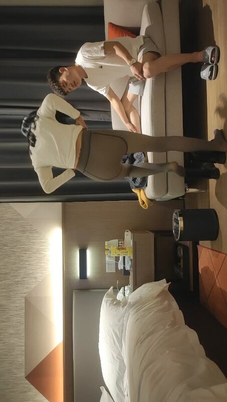 肥臀富婆跪舔奥迪男巨根 狂操浪叫到求饶退钱